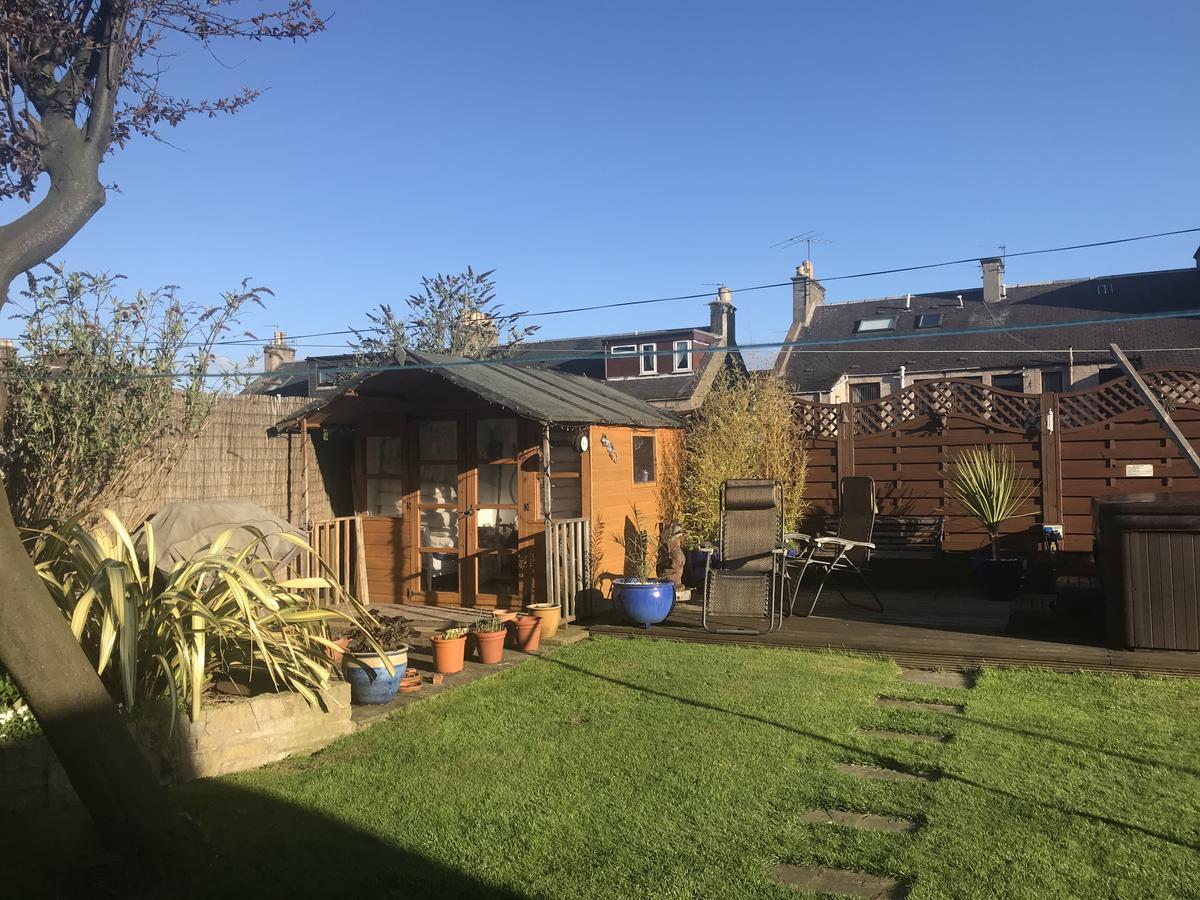 Dunclutha Guest House Leven  Esterno foto