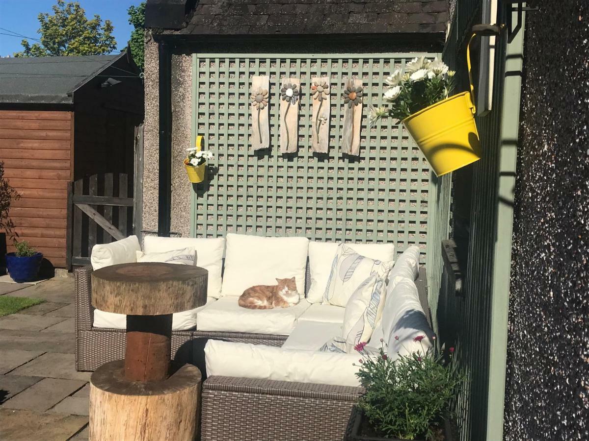 Dunclutha Guest House Leven  Esterno foto